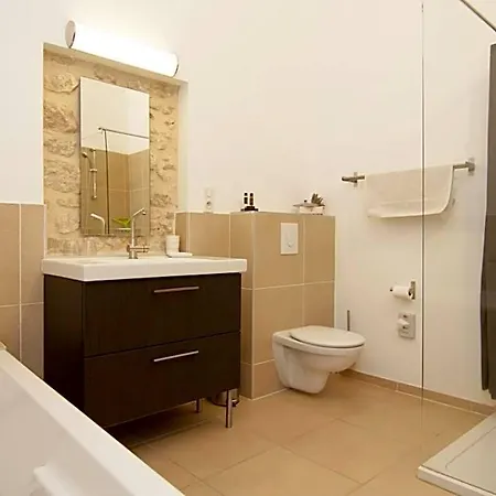 Mas De La Rivoire 4*